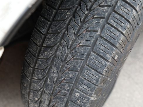 Used 2008 Kia Sedona LX image 21