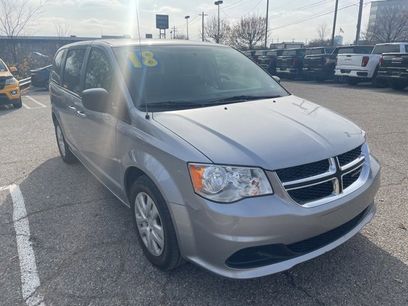 Used 2018 Dodge Grand Caravan SE