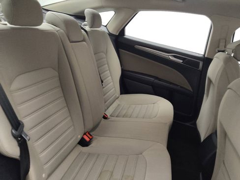 Used 2020 Ford Fusion S image 19