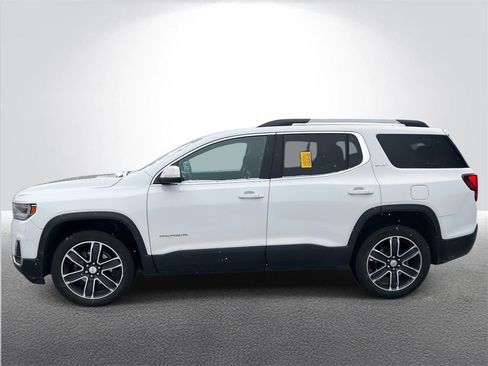 Used 2023 GMC Acadia SLT w/ Preferred Package image 3