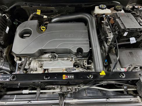 Used 2024 Chevrolet Equinox LT image 35