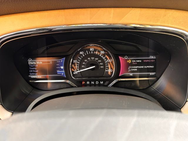 Used 2017 Lincoln Navigator L Select AWD/4WD image 22