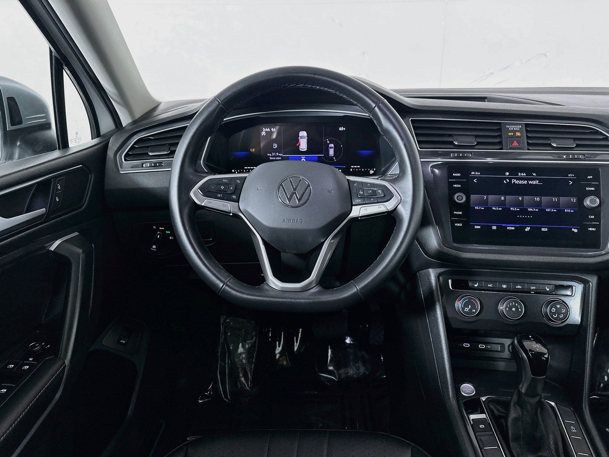 Used 2024 Volkswagen Tiguan Wolfsburg Edition AWD/4WD image 20