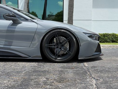 Used 2015 BMW i8 AWD/4WD image 3