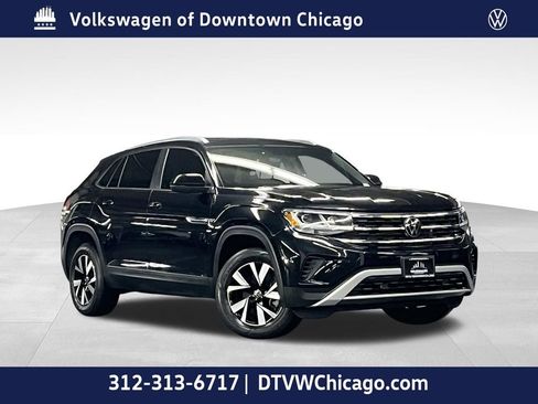 Used 2023 Volkswagen Atlas Cross Sport SE image 1