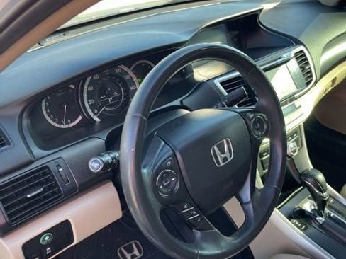 Used 2015 Honda Accord EX-L image 13