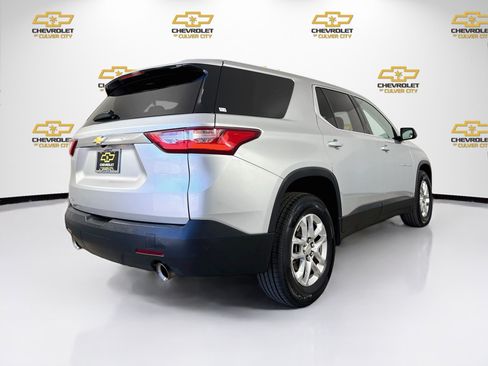 Used 2019 Chevrolet Traverse LS FWD image 8