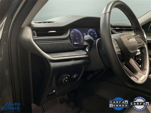 Used 2022 Jeep Grand Cherokee L Limited image 31