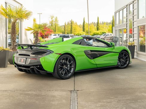 Used 2018 McLaren 570S Spider RWD image 7