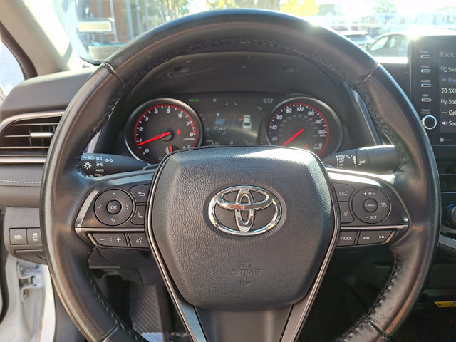 Used 2024 Toyota Camry XSE FWD image 18