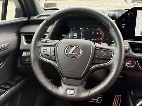 Used 2024 Lexus UX 250h F Sport AWD/4WD image 9