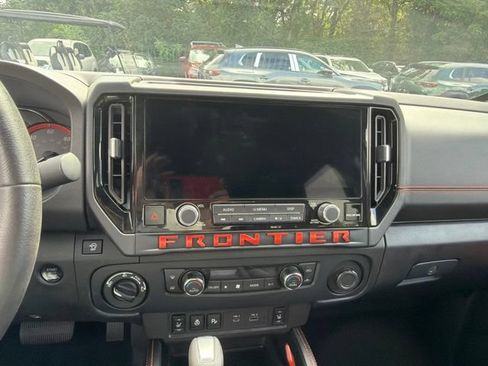 Used 2026 Nissan Frontier PRO-4X w/ Pro-4x Convenience Package AWD/4WD image 18