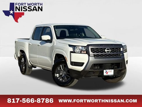 Certified 2025 Nissan Frontier SV RWD image 1