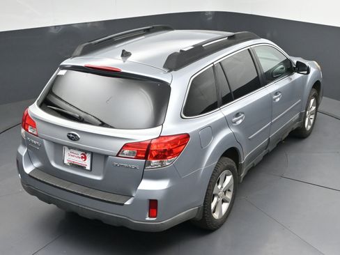 Used 2014 Subaru Outback 2.5i Limited image 35