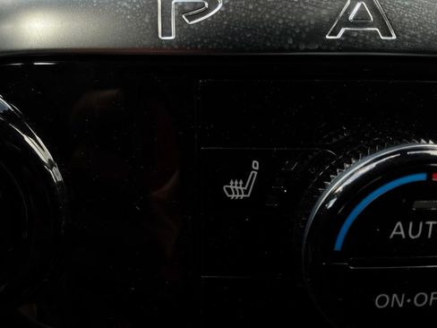 Used 2026 Nissan Pathfinder SL AWD/4WD image 33