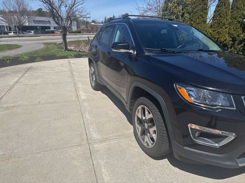 Used 2019 Jeep Compass Limited AWD/4WD image 16