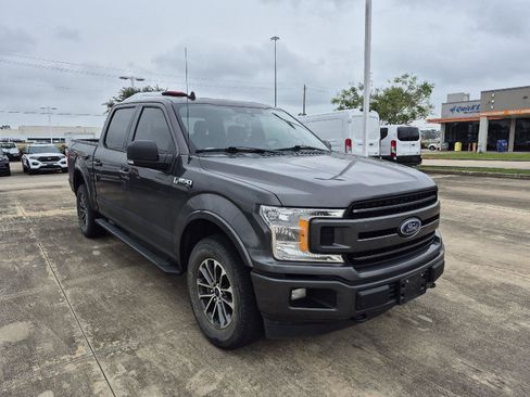 Used 2019 Ford F150 XLT w/ Equipment Group 302A Luxury AWD/4WD image 2