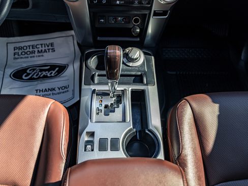 Used 2023 Toyota 4Runner Limited image 15