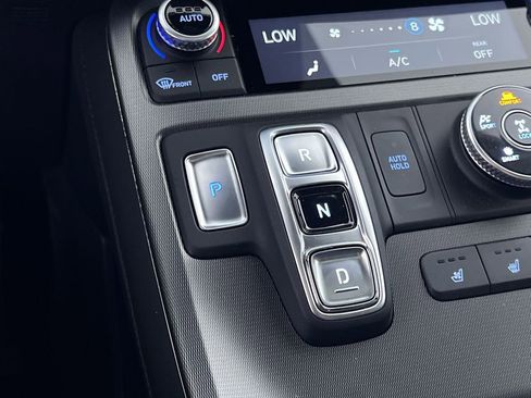 Used 2025 Hyundai Palisade Calligraphy image 22