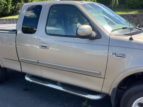 Used 2002 Ford F150 XL AWD/4WD image 4