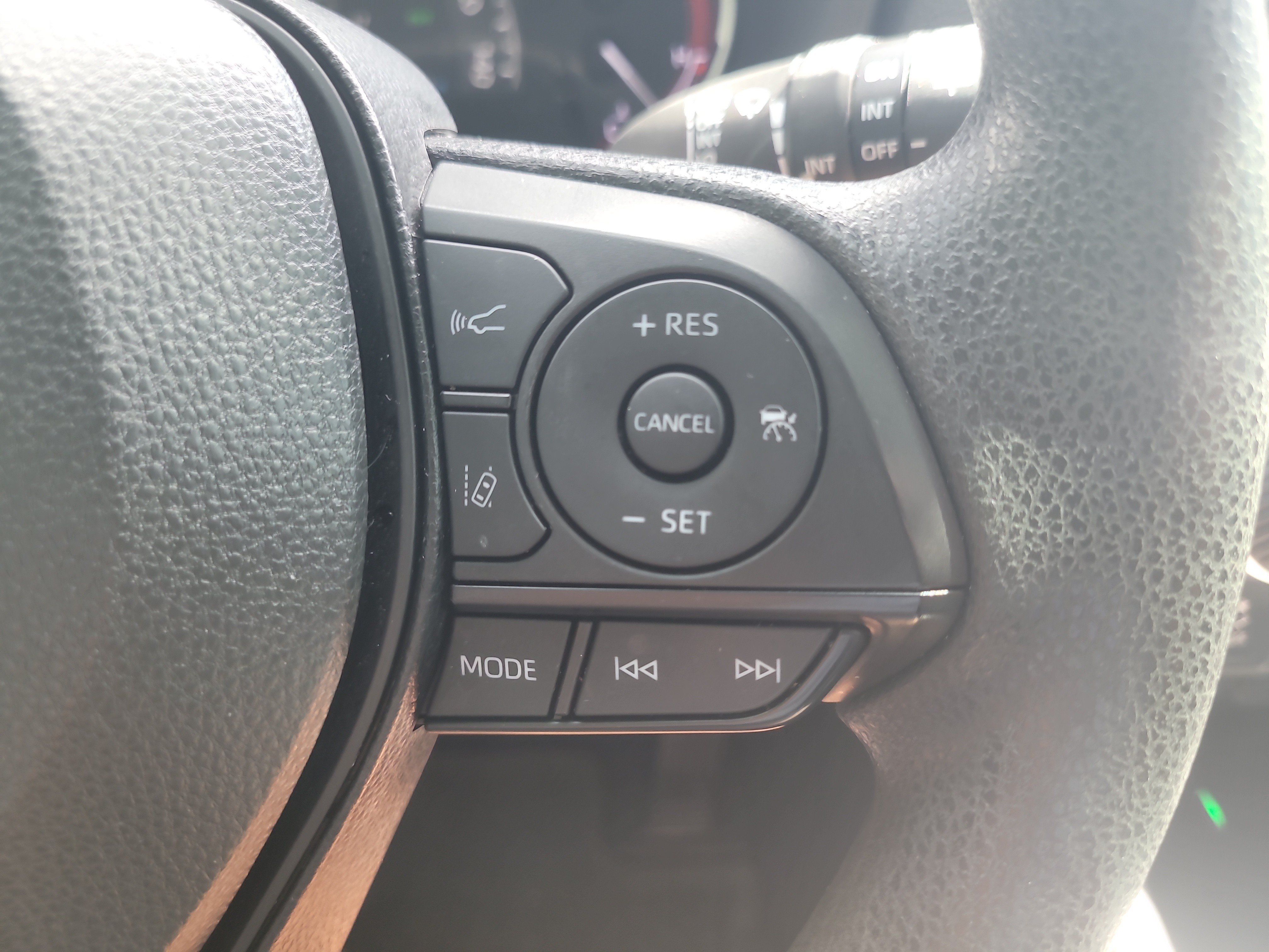 Certified 2024 Toyota RAV4 XLE w/ Convenience Package FWD image 33