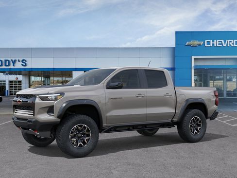 New 2026 Chevrolet Colorado ZR2 w/ Technology Package AWD/4WD image 2