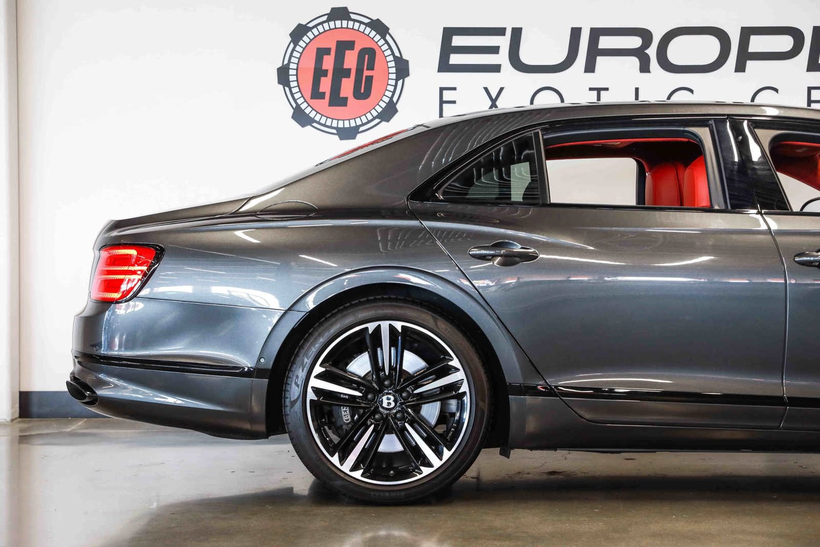 Used 2021 Bentley Flying Spur W12 AWD/4WD image 15