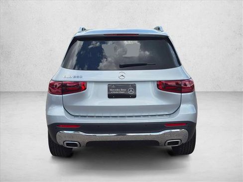 New 2026 Mercedes-Benz GLB 250 image 7
