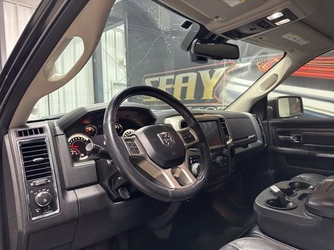 Used 2017 RAM 1500 Laramie image 5