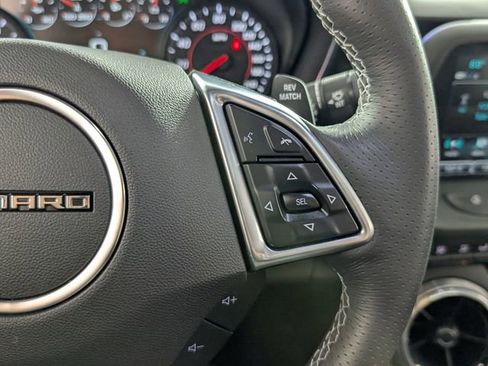 Used 2018 Chevrolet Camaro SS image 27