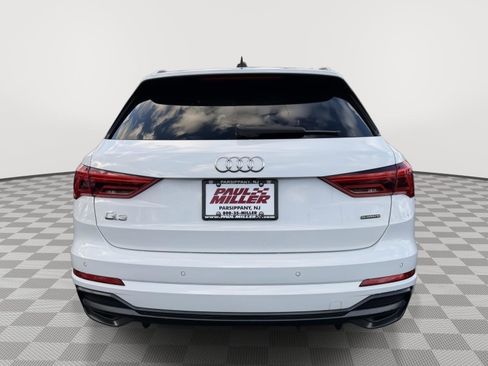 Used 2022 Audi Q3 2.0T Premium Plus w/ Premium Plus Package image 5