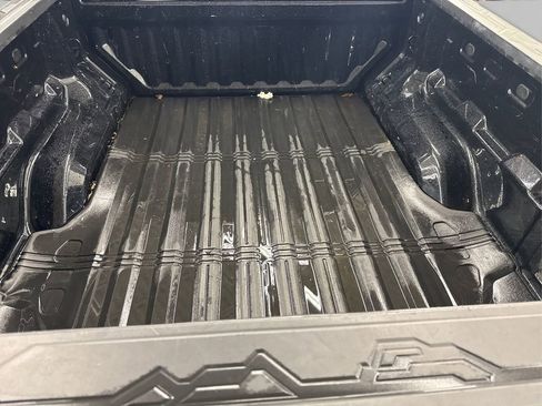 Used 2024 GMC Canyon Elevation w/ Elevation Premium Package image 13