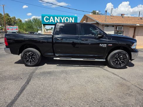 Used 2019 RAM 1500 Big Horn AWD/4WD image 4