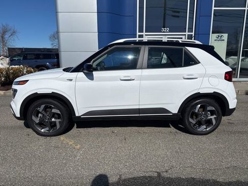 Certified 2026 Hyundai Venue SEL image 9