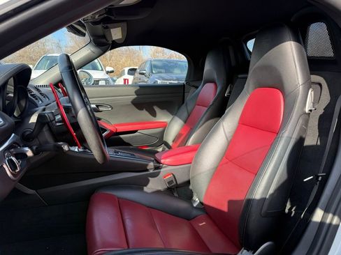 Used 2019 Porsche 718 Boxster Base image 8