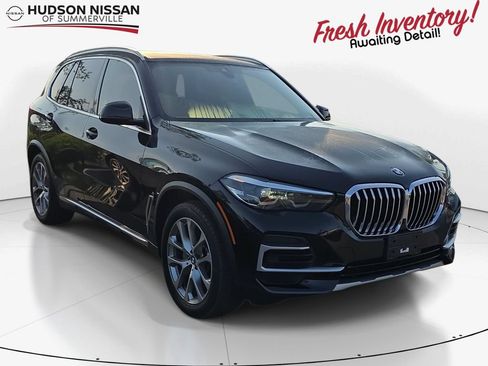 Used 2022 BMW X5 xDrive40i w/ Premium Package AWD/4WD image 1