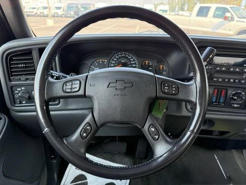 Used 2003 Chevrolet Silverado 2500 LS RWD image 17