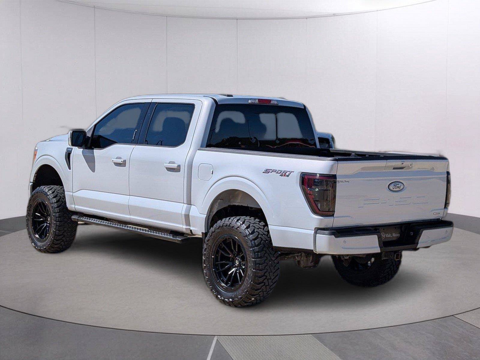 Used 2021 Ford F150 XLT w/ Equipment Group 302A High AWD/4WD image 3