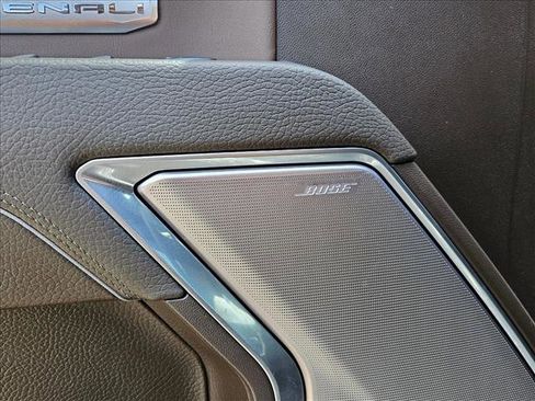 Used 2024 GMC Sierra 1500 Denali AWD/4WD image 28