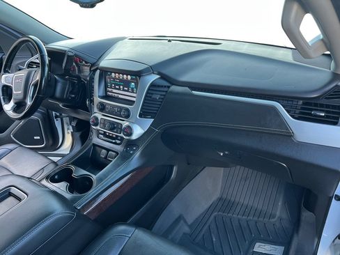 Used 2018 GMC Yukon SLT image 28