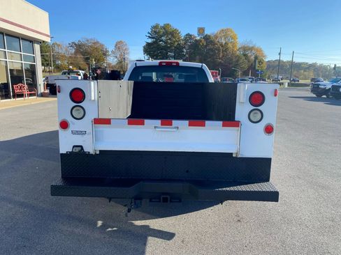 Used 2009 Dodge Ram 2500 Truck ST image 6