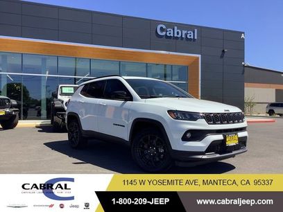 New 2025 Jeep Compass Latitude w/ Sun & Sound Group