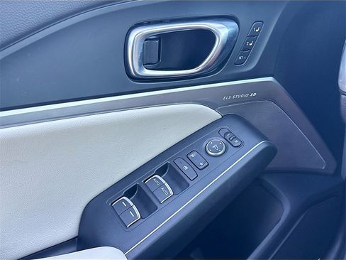 Used 2025 Acura Integra A-Spec image 17