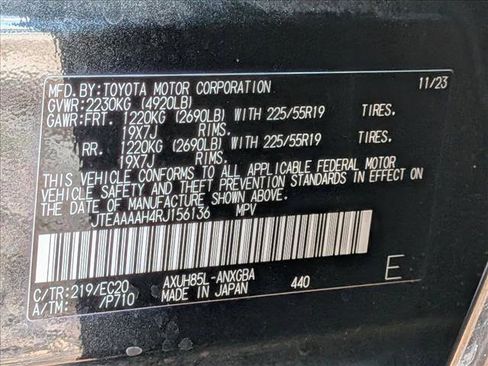 Used 2024 Toyota Venza Nightshade image 17