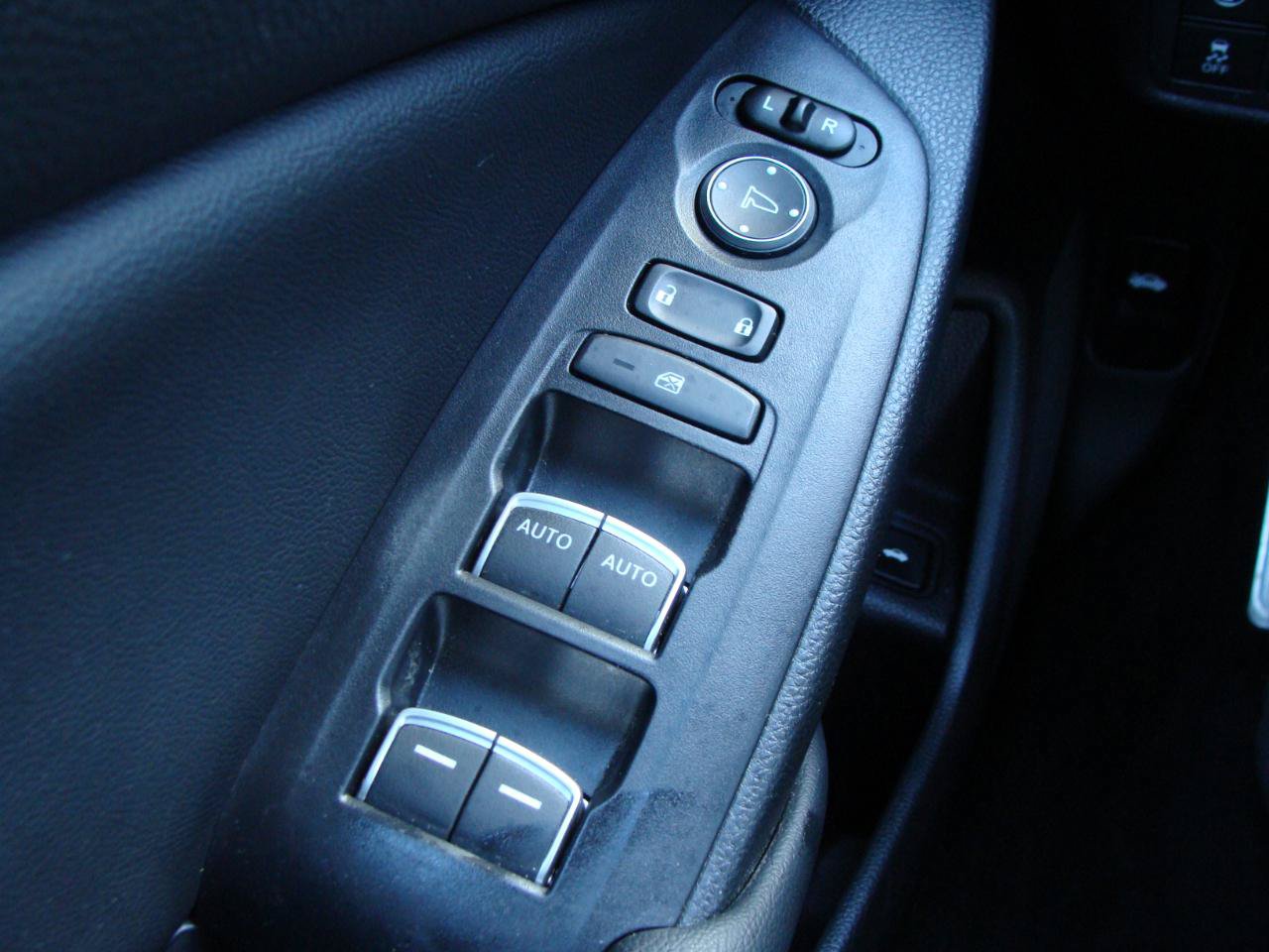 Used 2021 Honda Accord Sport image 24