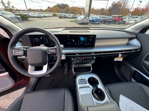 New 2026 Hyundai Ioniq 9 Limited AWD/4WD image 12