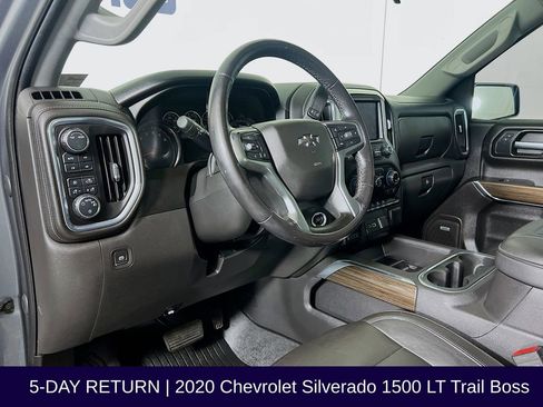Used 2020 Chevrolet Silverado 1500 LT Trail Boss image 11