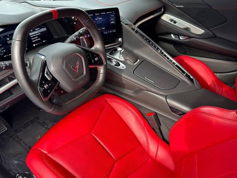 Used 2023 Chevrolet Corvette Stingray image 10