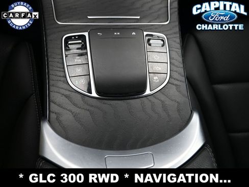 Used 2022 Mercedes-Benz GLC 300 GLC 300 w/ AMG Line image 19