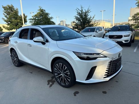 Used 2024 Lexus RX 350 w/ Technology Package AWD/4WD image 3